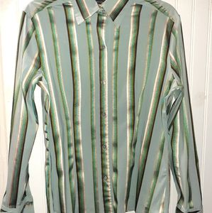 Long sleeve fitted shirt